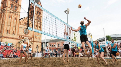 Strandröplabda - a Szpari is indul!