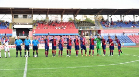 Szpari-Vác 4-0